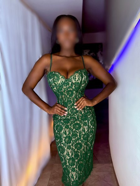 SARA MULATA  ARDIENTE Escort En Barcelona