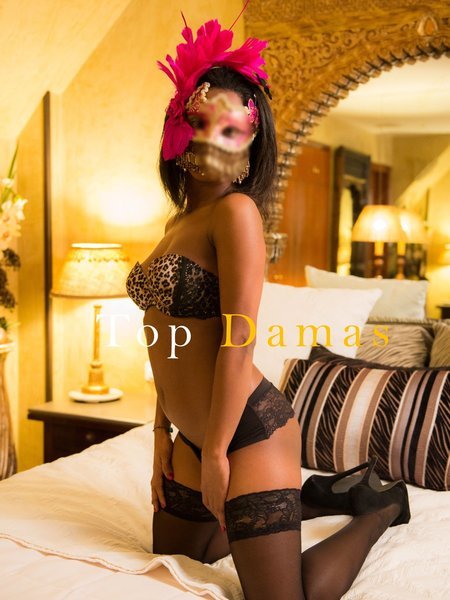 Lyz, soy una auténtica diosa de ébano del placer y del erotismo sexy girl in Barcelona